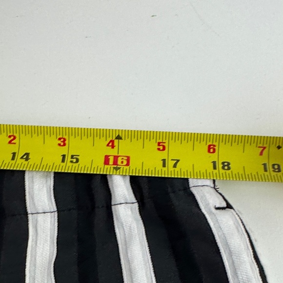 H&M Black and White Striped Women's Wide Leg Pants - Picture 4 of 12